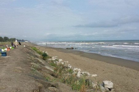 عقب‌نشینی نیروهای مسلح از سواحل شمالی کشور