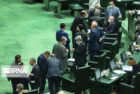سازوکار مجلس برای تسویه بدهی‌های بانکی و مالیاتی طرح‌های برق آبی و حرارتی