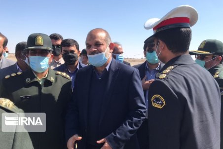 وزیر کشور از اردوگاه نیاتک سیستان بازدید کرد