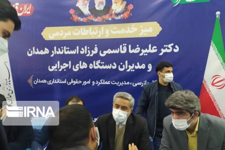 ارتباط بی‌واسطه استاندار همدان با مردم/ شنیدن درد دل‌ها برای رفع مشکلات