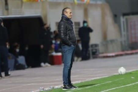 گل‌محمدی:بازی سختی را بردیم/هرگز پا پس نمی‌کشیم