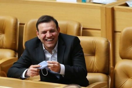 ارتباطی که عزیزی خادم هرگز تکذیب نکرد!