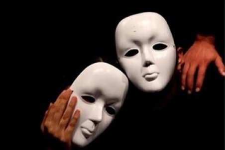 کرونا به «سووشون» هم رحم نکرد/ لغو اجرای یک نمایش دیگر