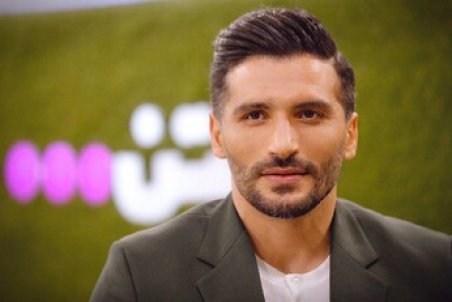 حمله عجیب جواد کاظمیان به بازیکن سابق سرخابی‌/عکس