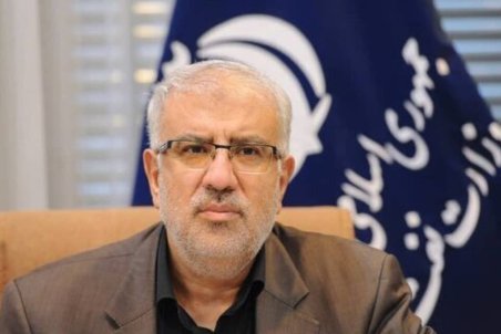 نامه ۳۲ نماینده به اوجی: برنامه‌های توسعه‌ای وزارت نفت را شفاف و با زمان‌بندی اعلام کنید