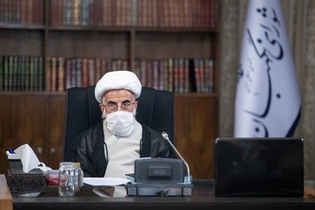 آیت الله جنتی: برای فشار اقتصادی چاره اندیشی شود