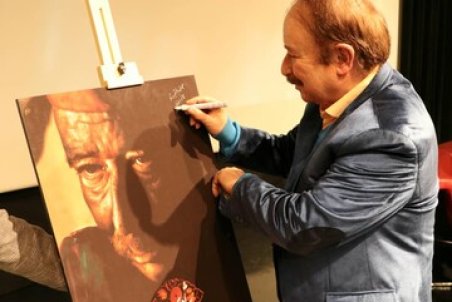 بازیگری که از شادی ایرانیان محافظت می‌کند