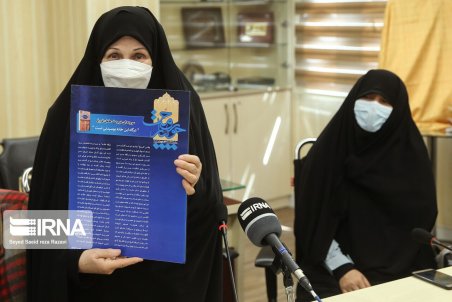 روایت عاشقانه مادری از سه فرزند شهیدش/ کتابی برای آشنایی با سه برادر شهید