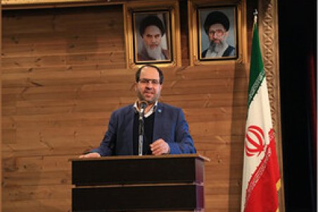 انتقاد رئیس دانشگاه تهران از تمرکز شاخص‌های استخدامی بر «تحصیلات» و «سابقه کار»