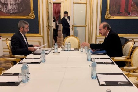 باقری و انریکه مورا دیدار کردند