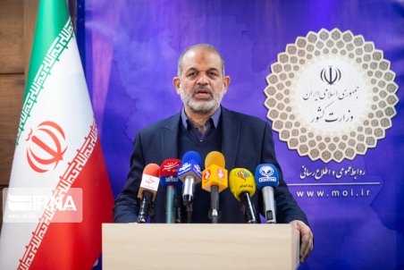 وزیر کشور: اختیاری برای تعطیلی مدارس به استانداران داده نشده است