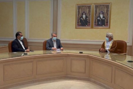 دیدار وزیر صنعت، معدن و تجارت ایران با وزیران بهداشت و تجارت عمان