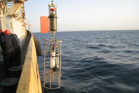 ایجاد مرکز منطقه‌ای اقیانوس شناسی در بندرعباس کلیدخورد/راه اندازی مرکز دریایی غرب آسیا در کشور