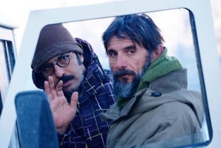 عکس | تیپ جشنواره‌ای امین حیایی با کاپشن چرم