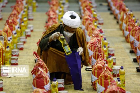 هیاتی‌ها و مداحان برای کاهش آسیب‌های اجتماعی آستین‌ها را بالا می‌زنند