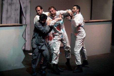 بازیگران «اتاق» کرونا گرفتند/ انصراف از جشنواره