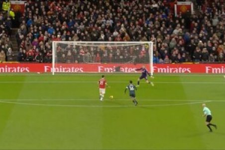 دختر صلاح بهتر از تو گل می‌زند!/عکس