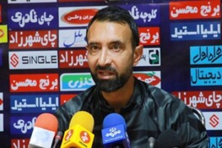 عنایتی: علی کریمی بخواهد بازی کند در خدمتش هستیم!