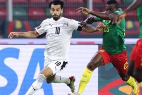 پخش زنده فوتبال امروز، یکشنبه ۱۷ بهمن از تلویزیون + جدول