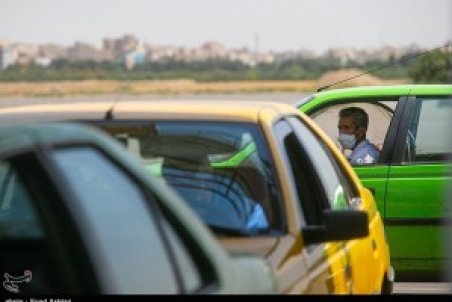 رانندگان تاکسی‌ها در ارومیه منفعت شخصی را بر سلامتی شهروندان ترجیح می‌دهند