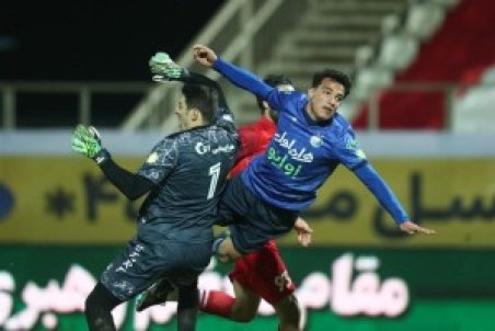 پاشازاده: از تیمی که صدرنشین لیگ است، نباید این همه انتقاد شود