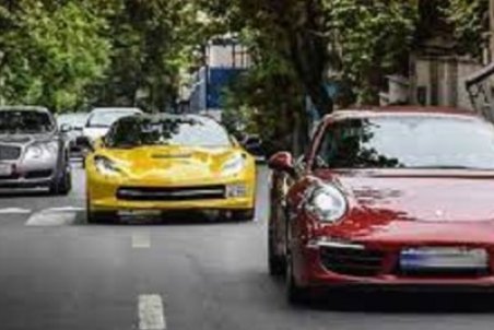 رحیمی : تردد خودرو‌های لوکس از ماه آینده، مشروط به پرداخت مالیات است