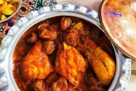 طرز تهیه خورشت مرغ آلوی لاهیجان + فیلم