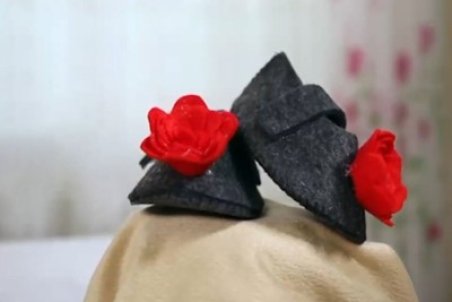 آموزش دوخت پاپوش نوزاد با نمد + فیلم