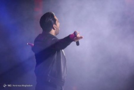 سی و هفتمین جشنواره موسیقی فجر/ فرزاد فرخ