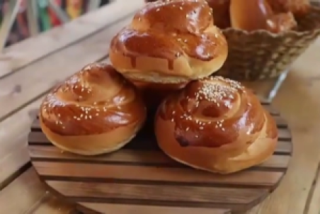 طرز تهیه نان گیسو و صدفی + فیلم