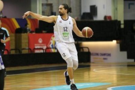 آرمان زنگنه : باید برای سومین بار متوالی به جام جهانی صعود کنیم