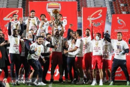 گودرزی: فولاد از ابتدا هم تیمی معمولی نبود/ توافق با خارجی‌ها قطعی نشده