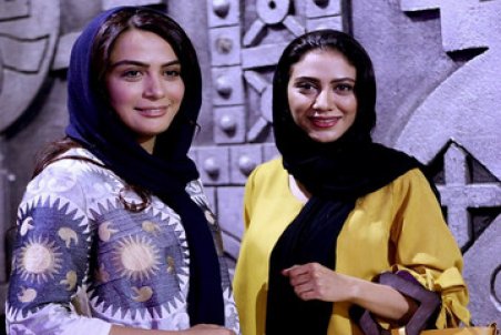 مونا و مارال فرجاد عزادار شدند/ عکس