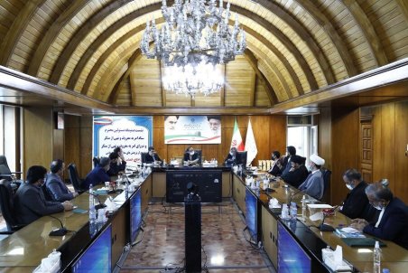 همراه سازی مردم در تحقق فریضه امر به معروف و نهی از منکر ضروری است