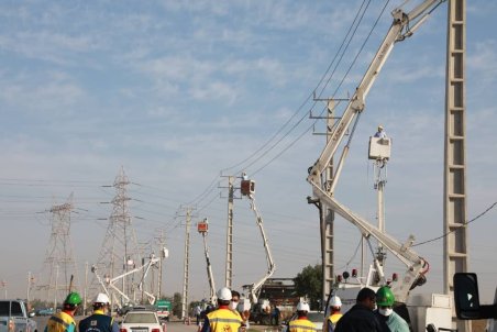 منابع حاصل از فروش برق به صنایع  صرف نوسازی شبکه برق کشور می‌شود