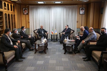 فنلاند آماده همکاری در حوزه مدیریت آب و پسماند با قم است