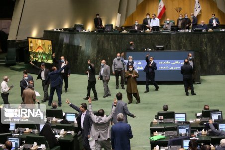 دستگاه‌های ملی و استانی مجاز به فروش اموال مازاد از طریق بورس یا مزایده شدند