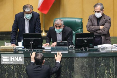 صباغیان:مجلس سلیقه‌ای اداره می‌شود /نیکزاد: در مجلس هرج و مرج نیست