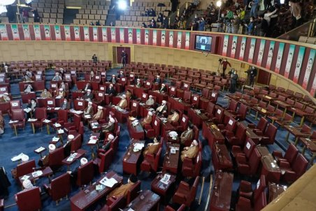 راهبرد اصلی در مذاکرات تلاش برای لغو کلیه تحریم‌ها و بی اثر کردن ابزار آن باشد