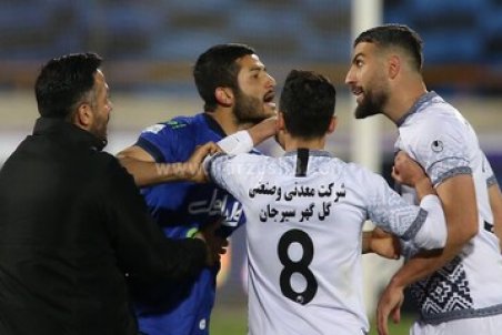 با "گمان می‌کنم" برای استقلال پنالتی گرفتند!