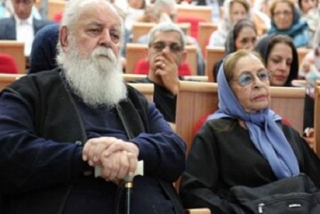 هوشنگ ابتهاج به سوگ نشست