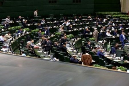 متولدین ۱۴۰۰ به بعد سهام دریافت می کنند