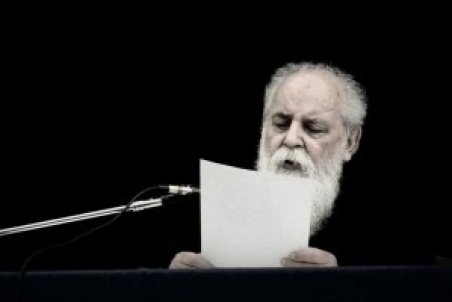 ماجرای اظهارنظر هوشنگ ابتهاج درباره حمله روسیه به اوکراین/ این نظر من نیست!