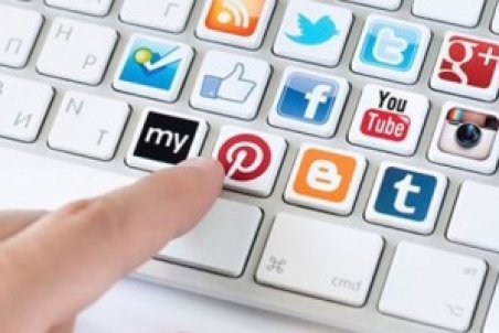 زندگی در شبکه‌های اجتماعی  رقابتی کور در فضایی نامحدود